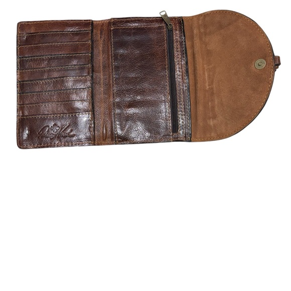 Patricia Nash Colli Brown Leather Trifold Tasseled Wallet - Picture 5 of 9